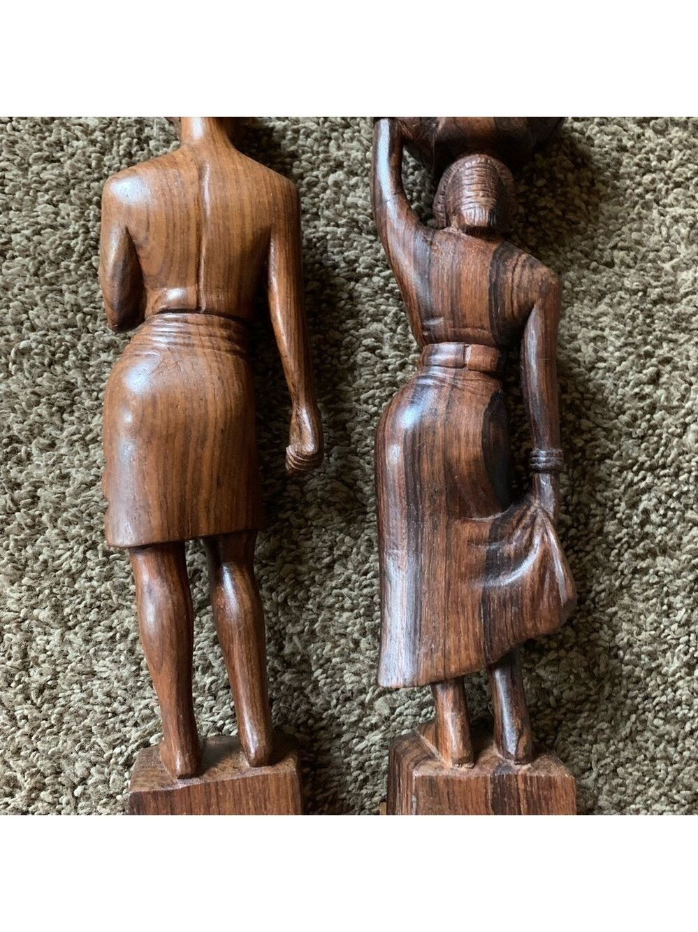 Vintage Set of 2 Wooden Handcarved Couple - Picture 2 of 4
